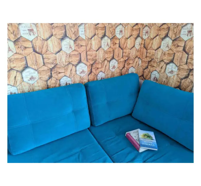 Самоклеюча декоративна 3D панель соти 700x770x5 мм 