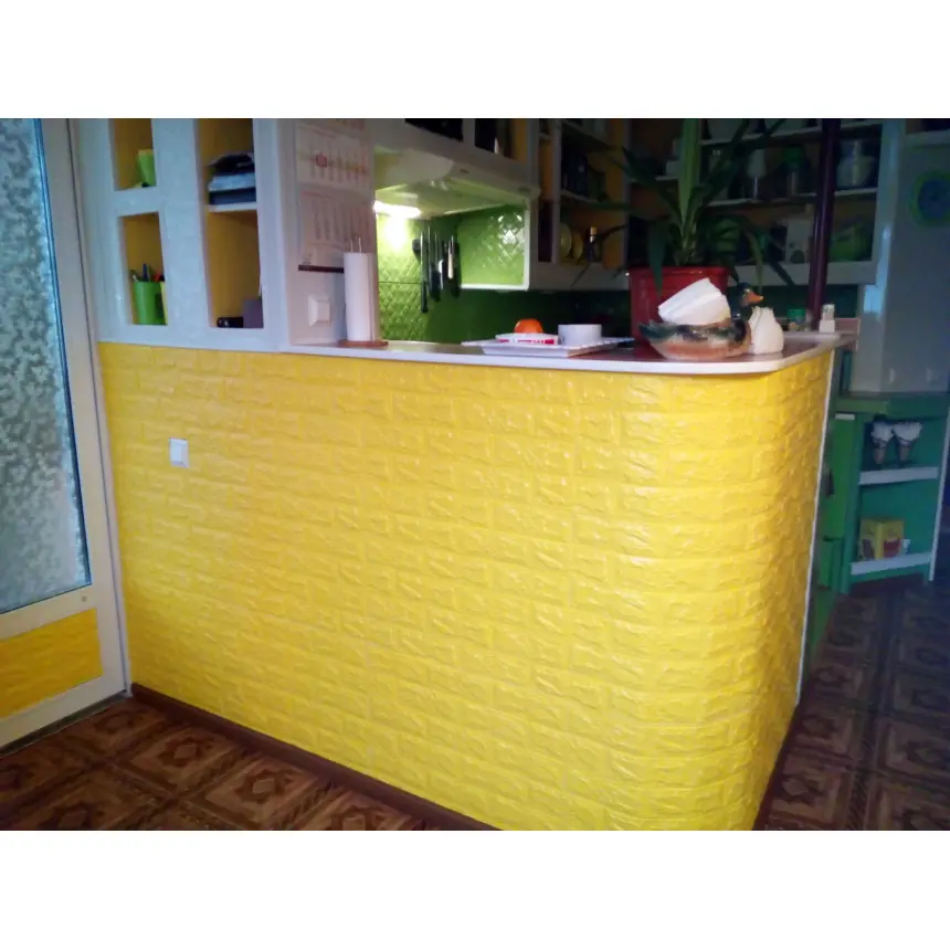 Жовта самоклеюча 3D-панель під цеглу 700×770×7 мм (107)