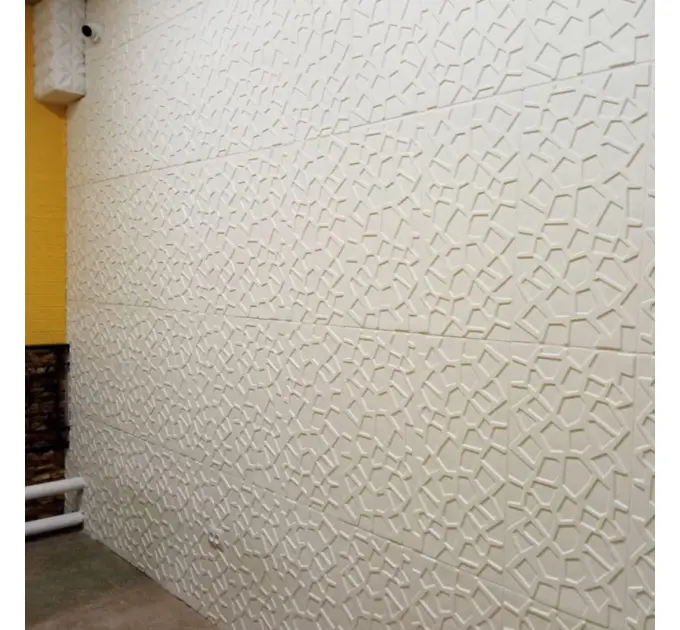 Самоклеюча 3D панель біла павутинка 700x700x8мм 