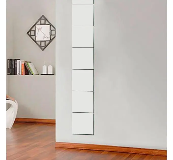 Акрилове дзеркало, що не б'ється на самоклейці, квадрат 295х295х2мм (0749)