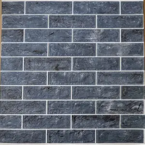 Самоклеюча декоративна 3D панель цегла контраст графіт 680x680x4 мм 
